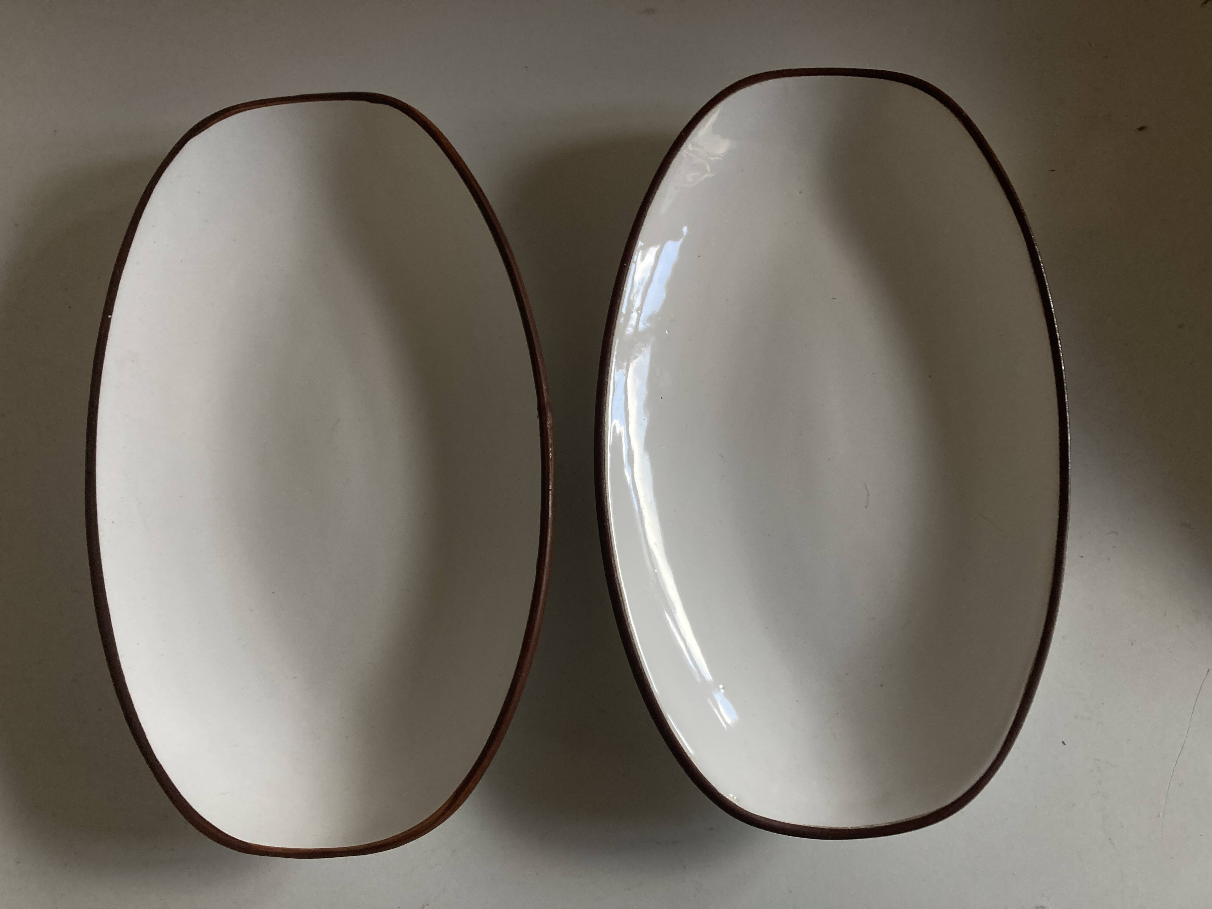Pair of scandinavian siena kmk glazed earthenware dishes 1965