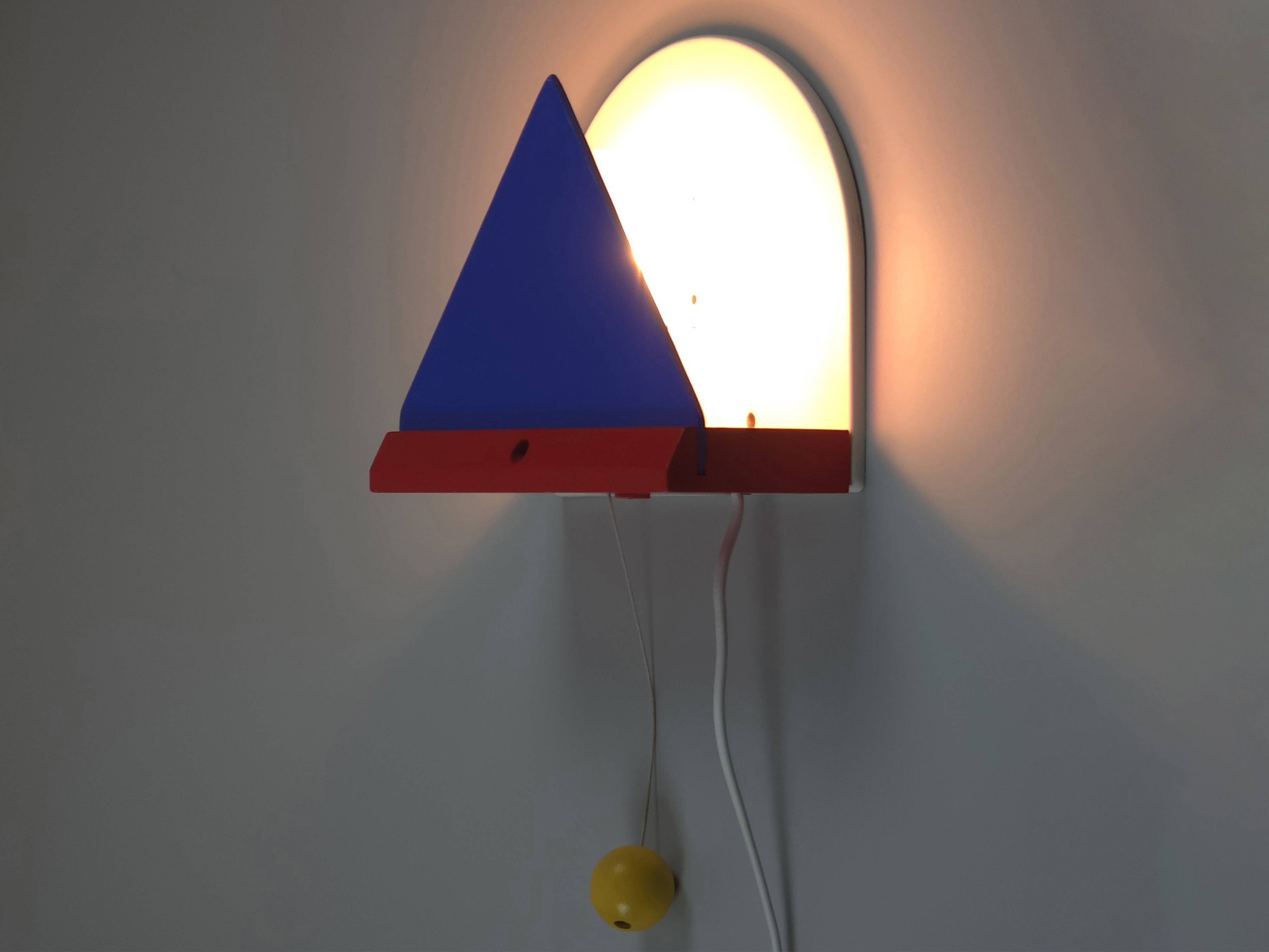 Vintage '87 IKEA V716 Stoja Wall Lamp, Memphis Design Wall Light.