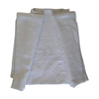 Large old tablecloth. lin/soie.monogram lc damask fabrics