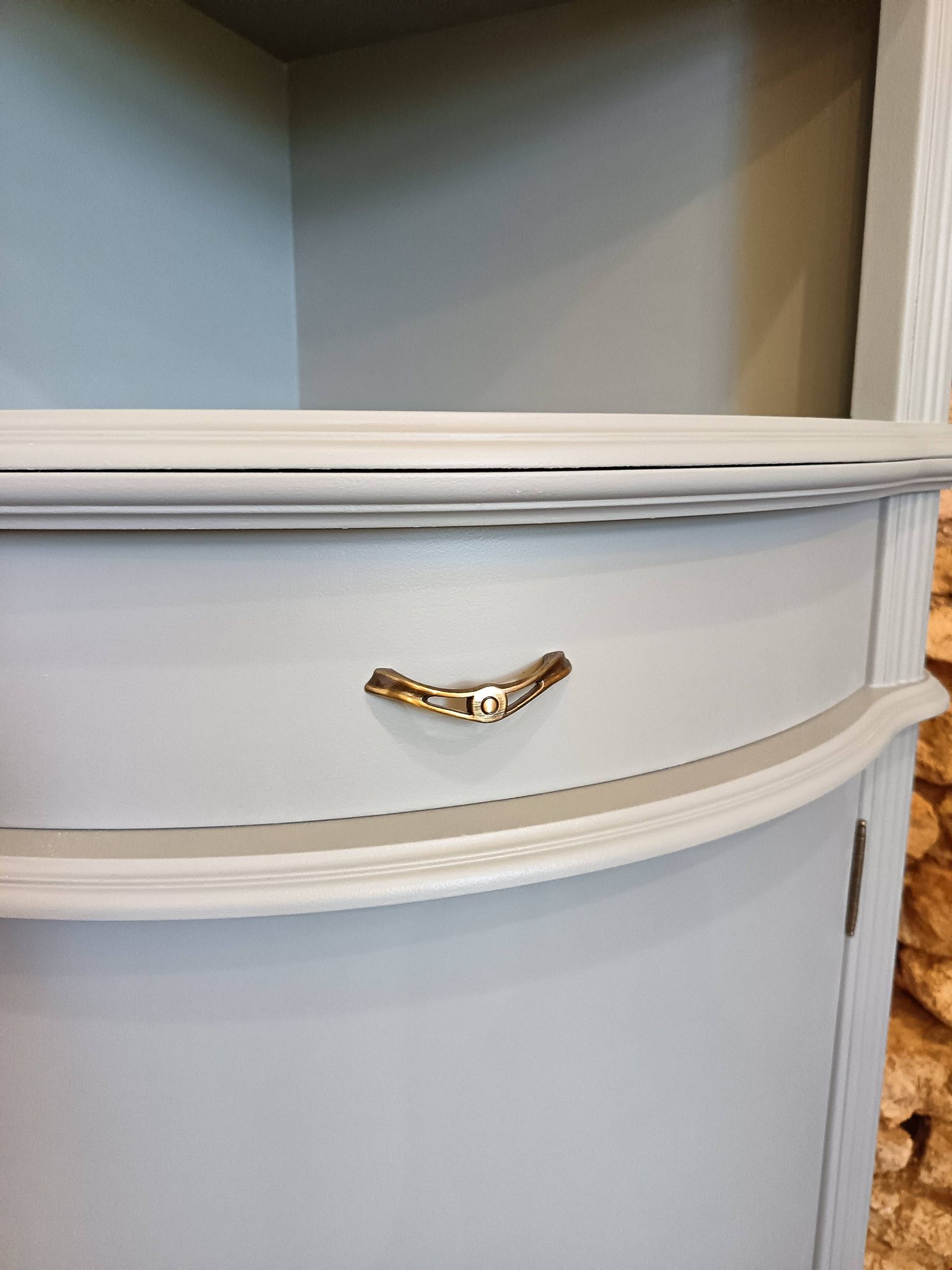 Vitrine vaisselier d'angle vert bronze