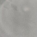 Set of 4 two-tone flat plates with a crackled effect.