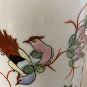 Vase en porcelaine émaillé XX siècle