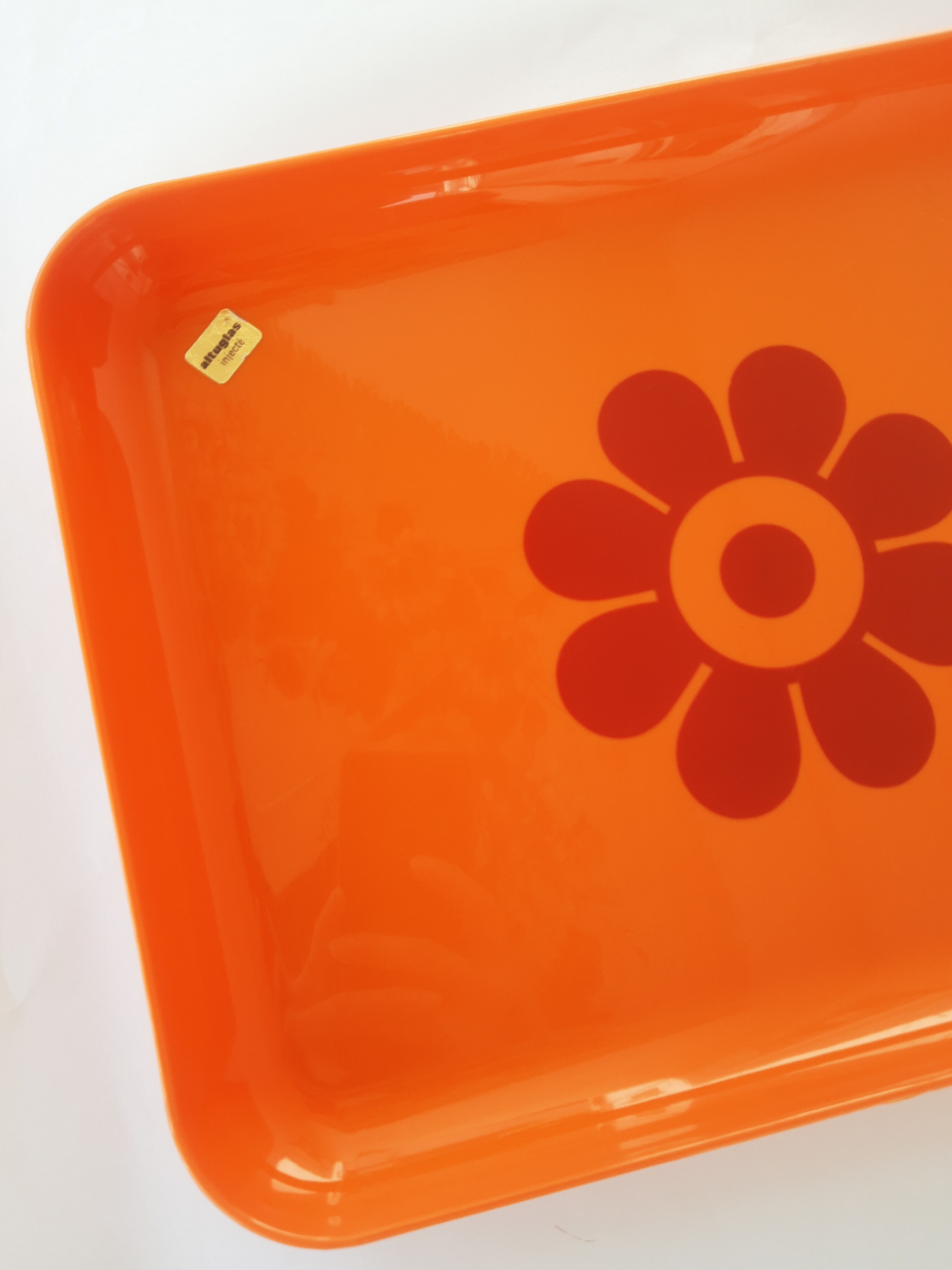 Orange plastic tray Altuglas injected flower seventies 70s vintage