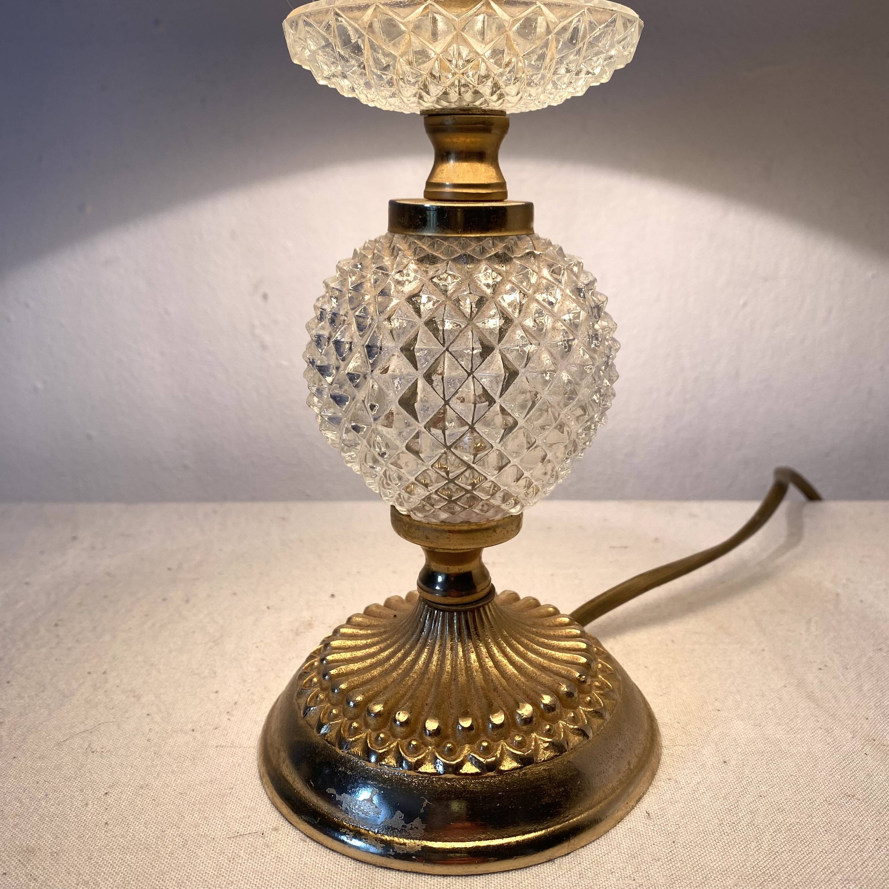 Retro lamp in glass and gold metal