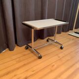 Table mobile d’appoint années 1970