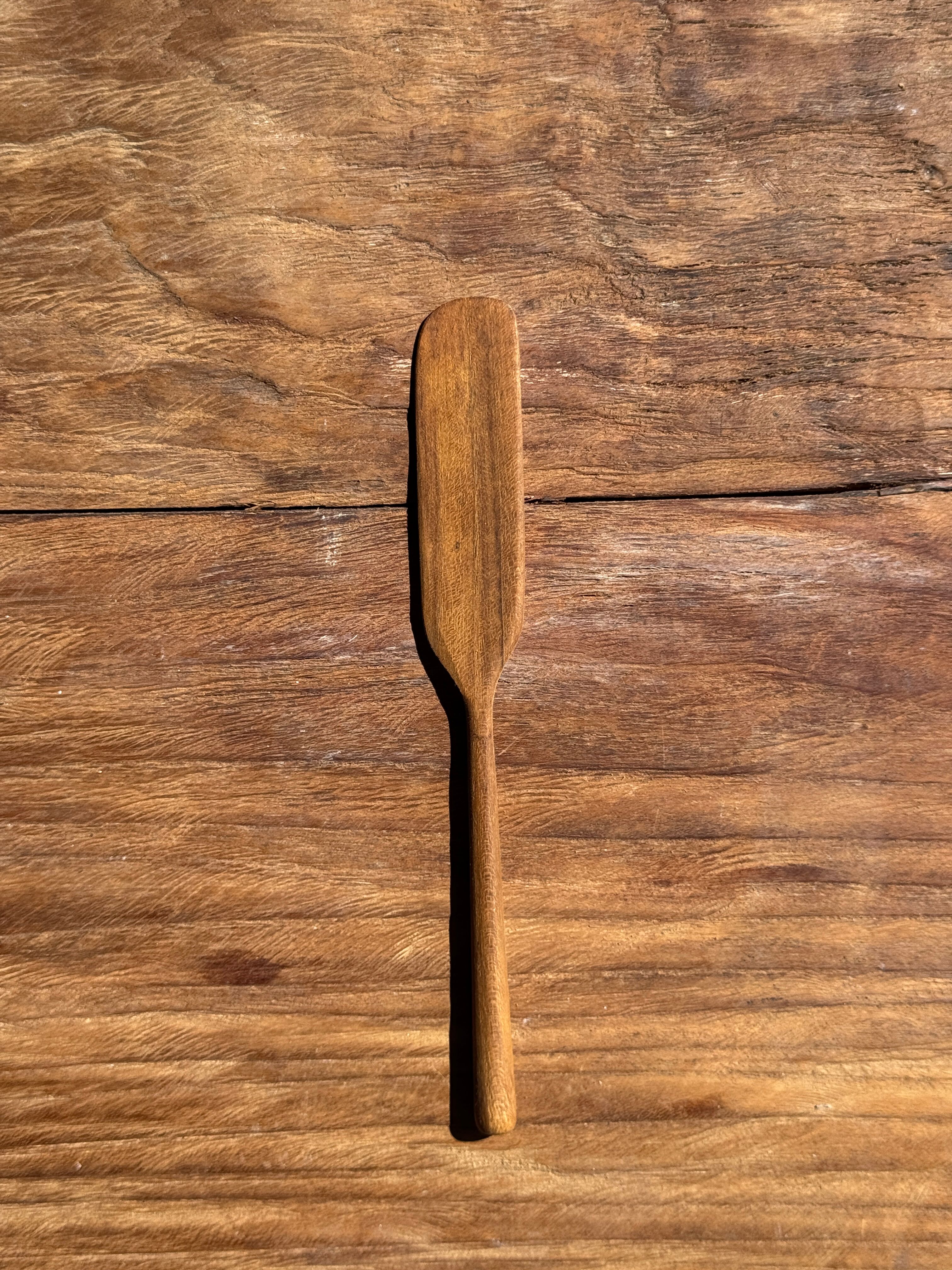 Small spatula, teak spreading knife, Indonesian monoxyle L18 l2.