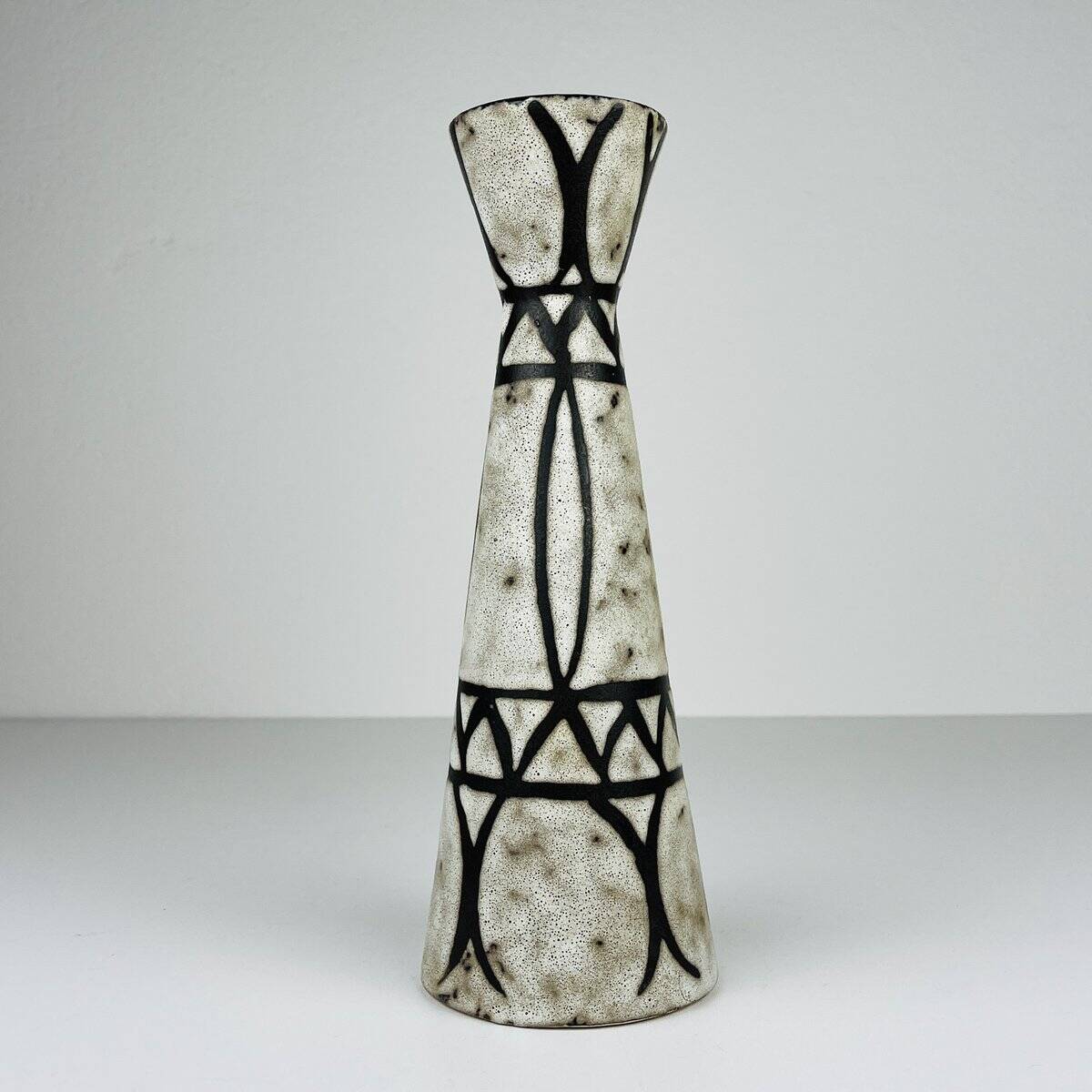 Mid-century ceramic vase by Bay Keramik, West Germany, 1960s.