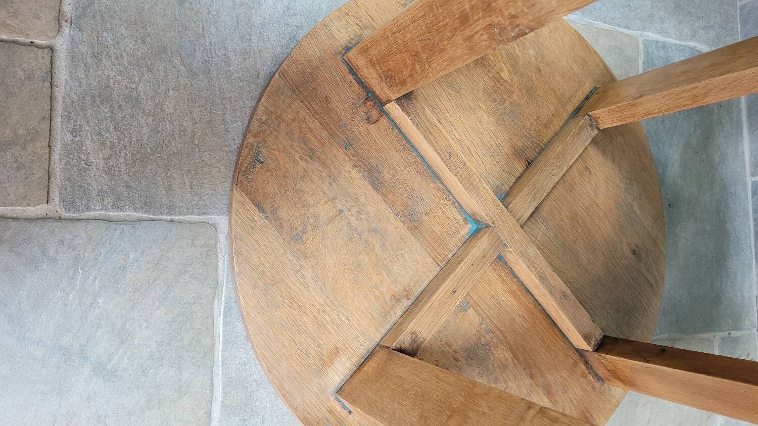 Art Deco pedestal table