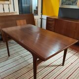 Table a manger en teck , Johannes Andersen pour Uldum