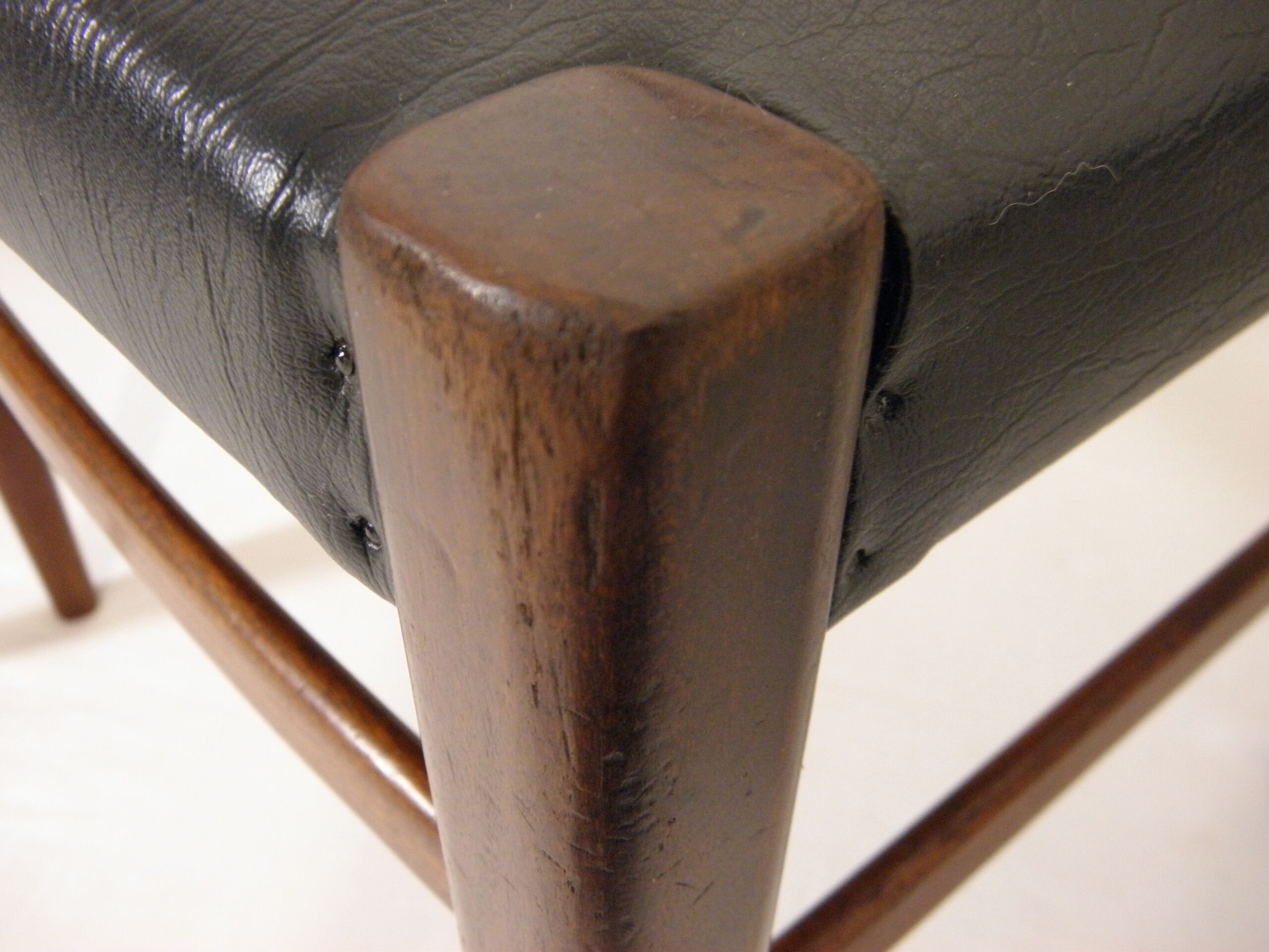 Lot of three Scandinavian teak chairs