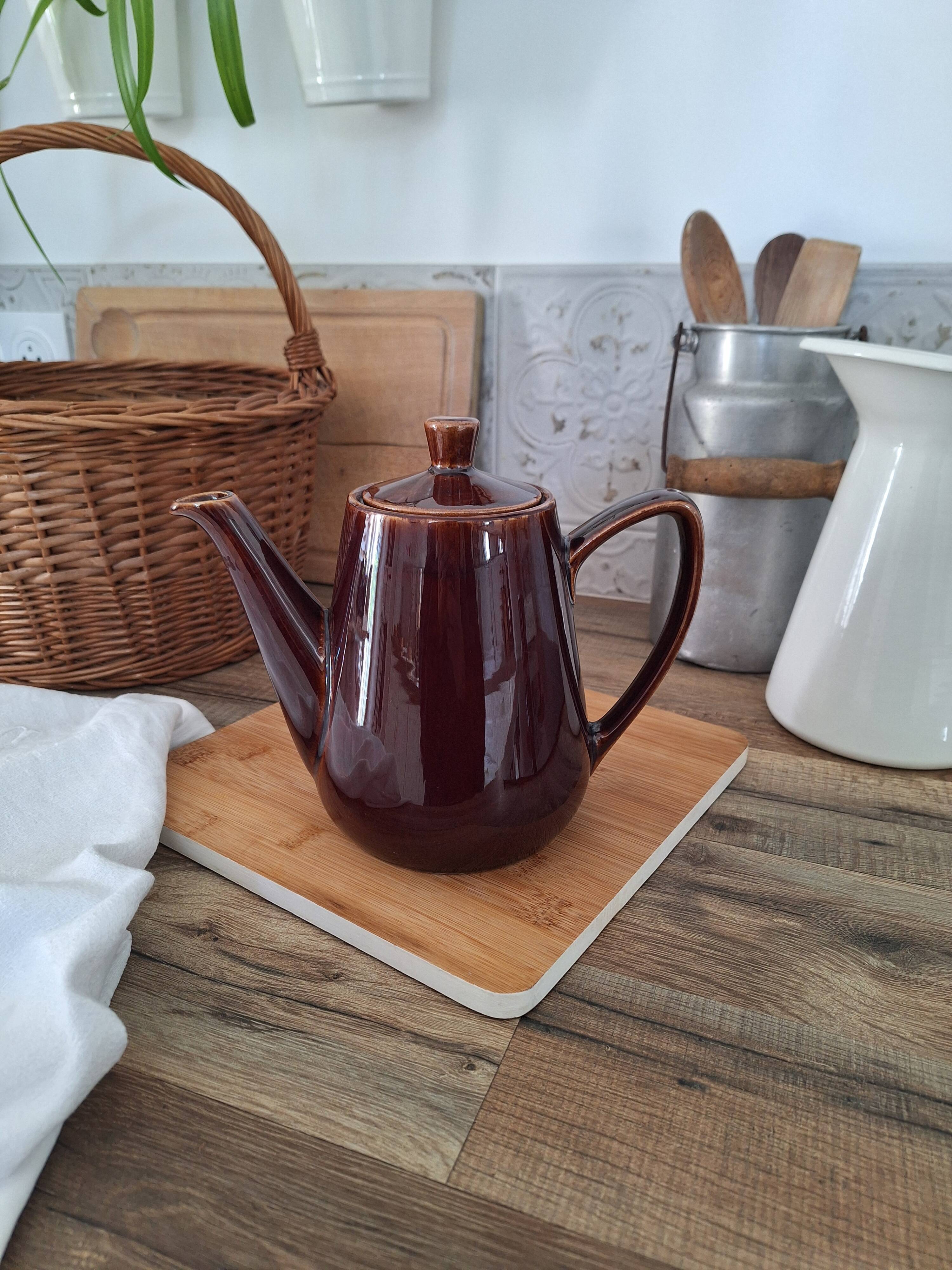 Ceramic teapot / coffee pot