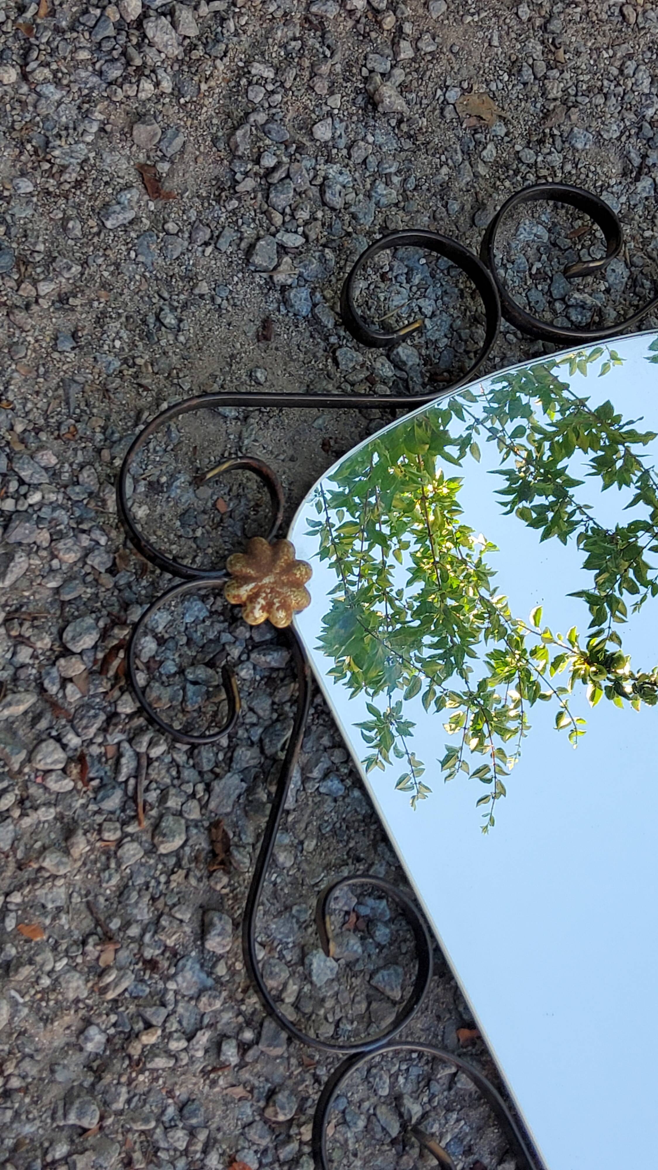 Mirror mirror of the 60s metal black and gold