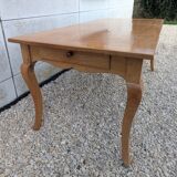Provençal farmhouse table in blond cherry wood, Louis XV style.