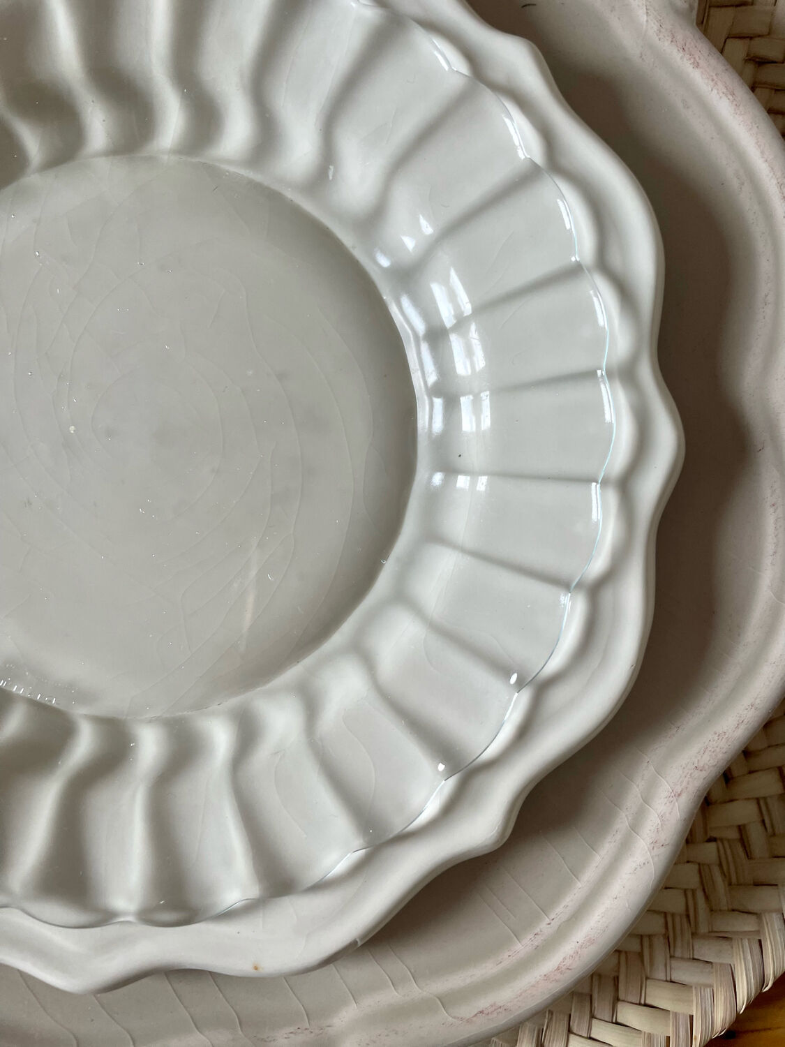 6 vintage dessert plates