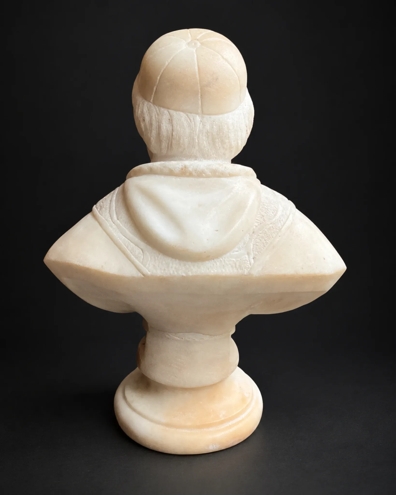 Ancient bust of Pope Pius IX in carved alabaster – 19th century