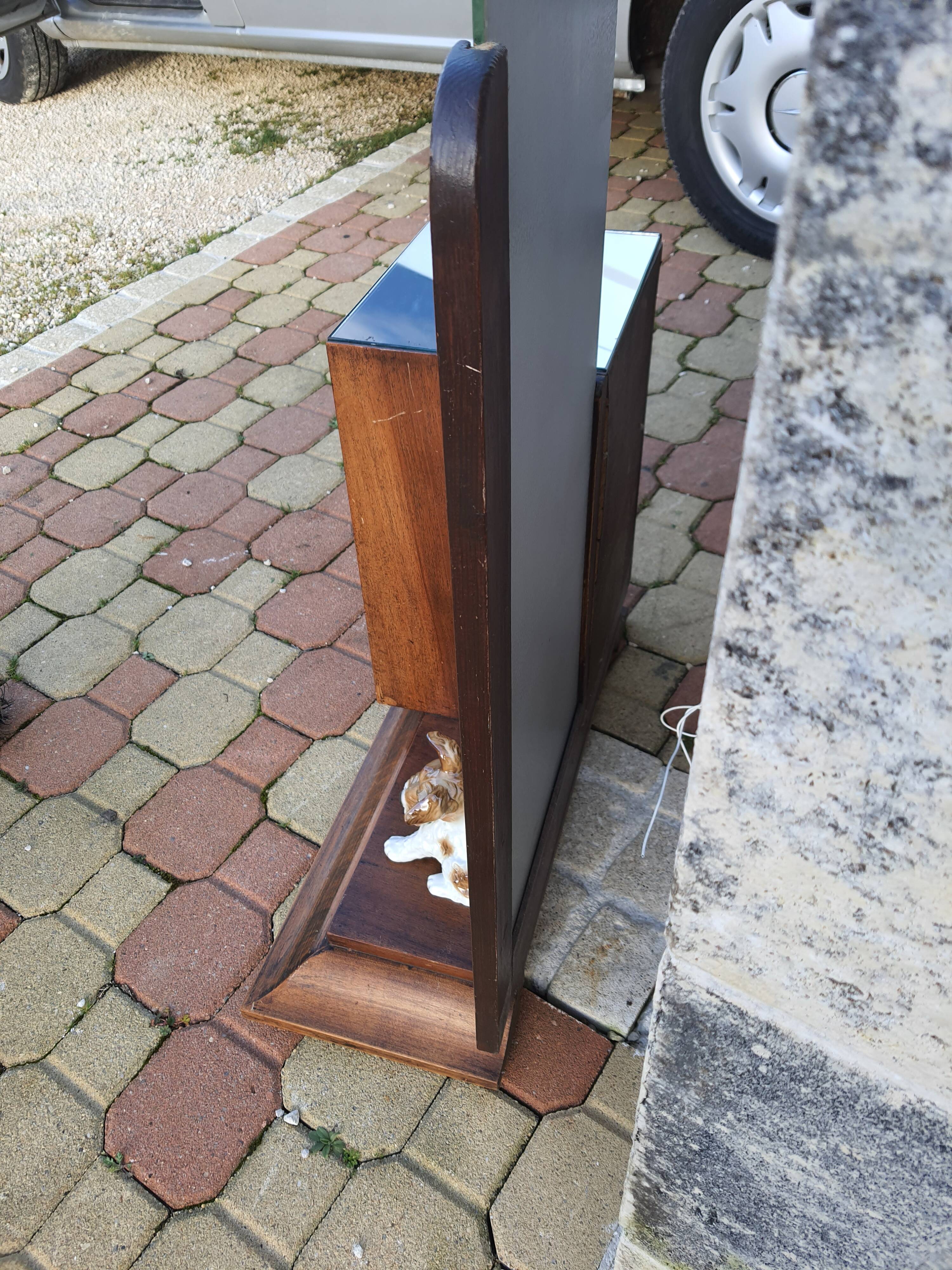 Vintage psyche hairdresser