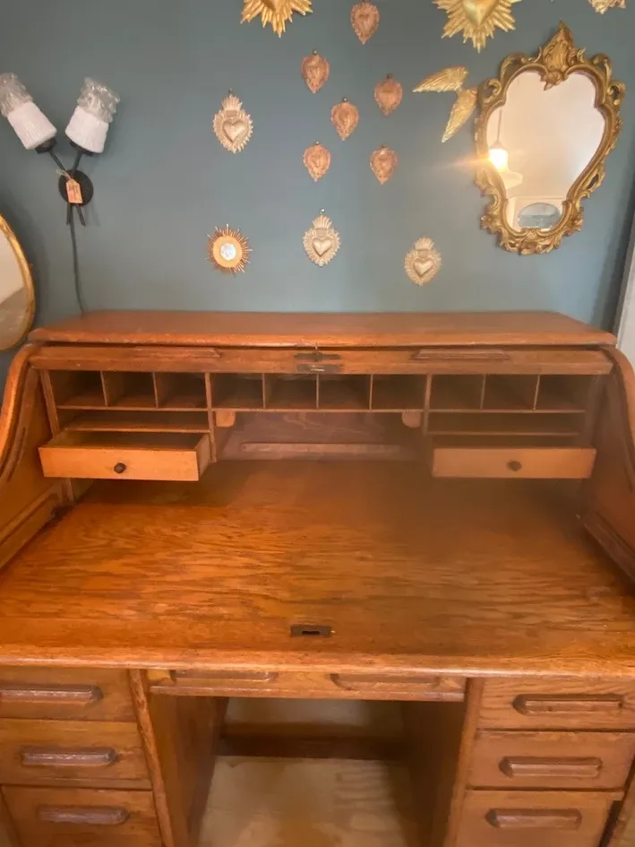 American cylinder desk 1930