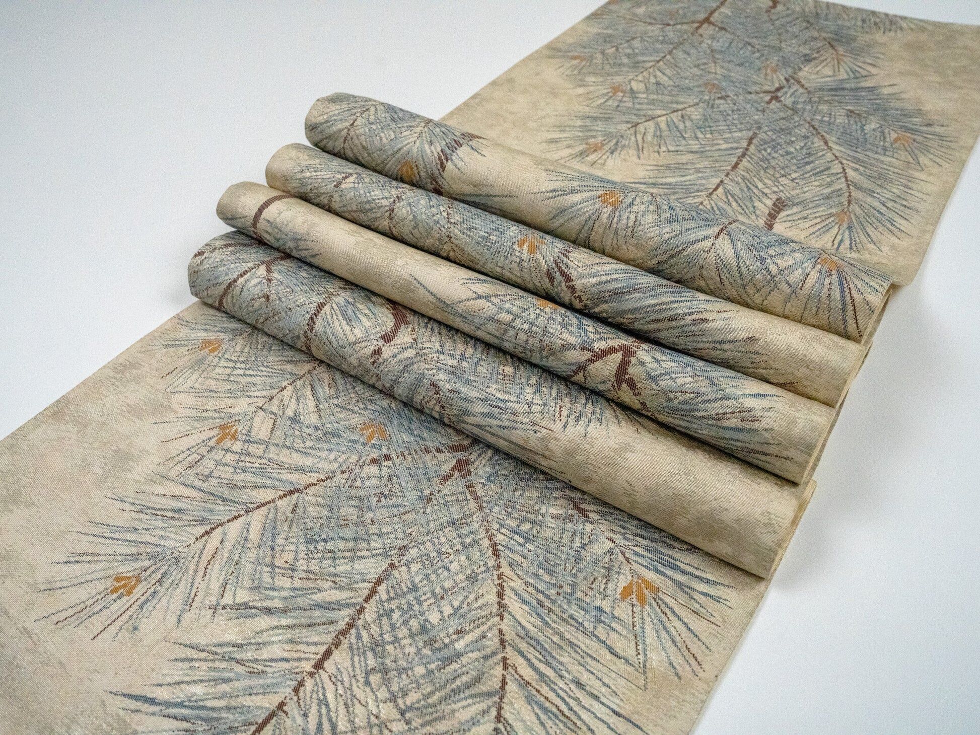 The Silver Alpine — Cream and Silver Matsu Pine Table Runner