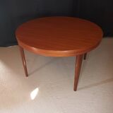 Scandinavian table