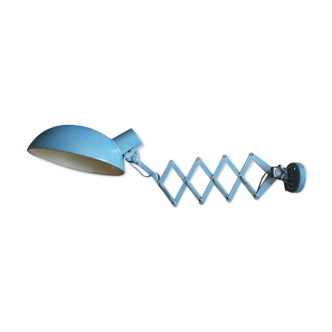 Accordion wall lamp
