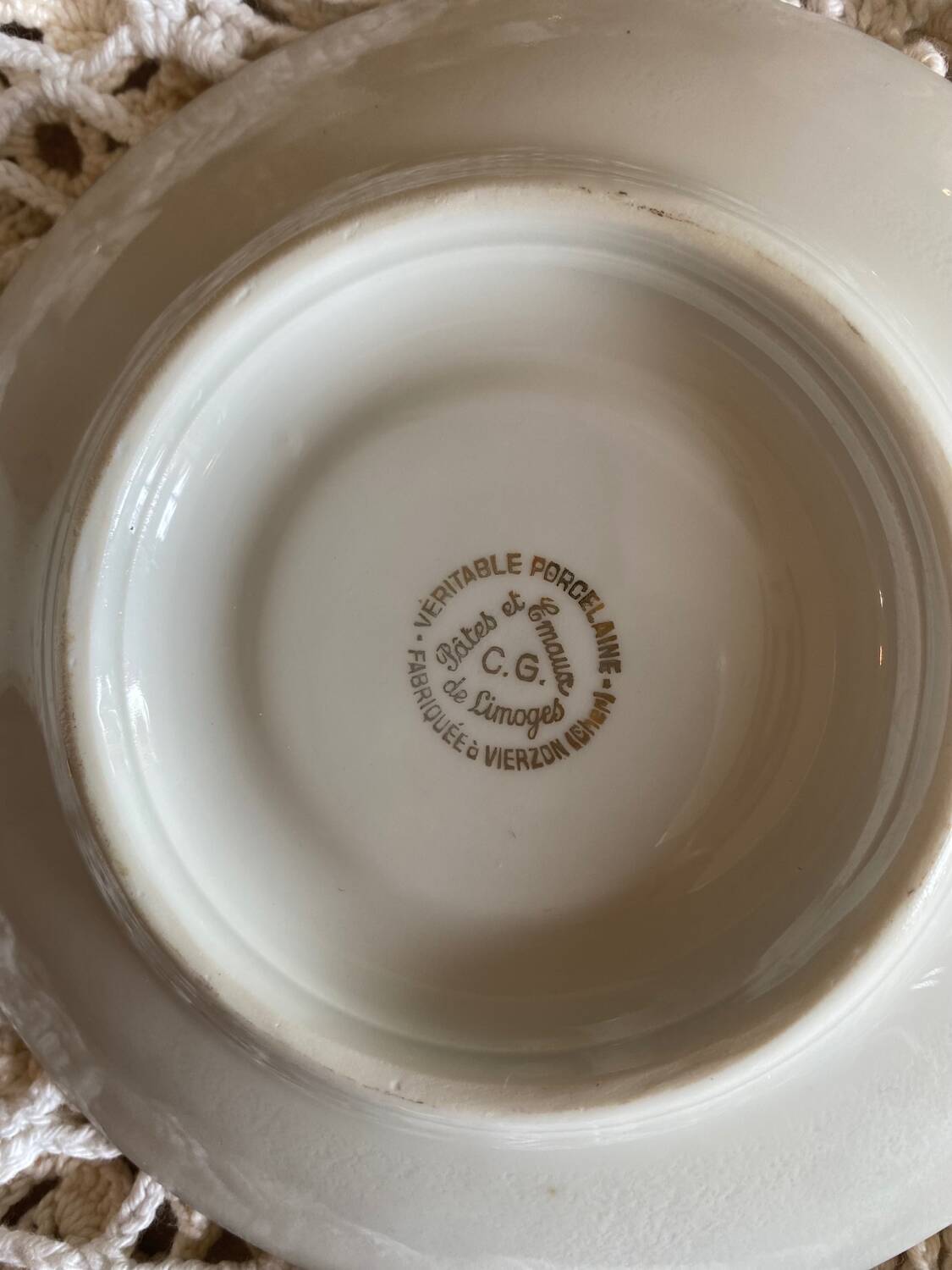 Porcelain coffee or tea service