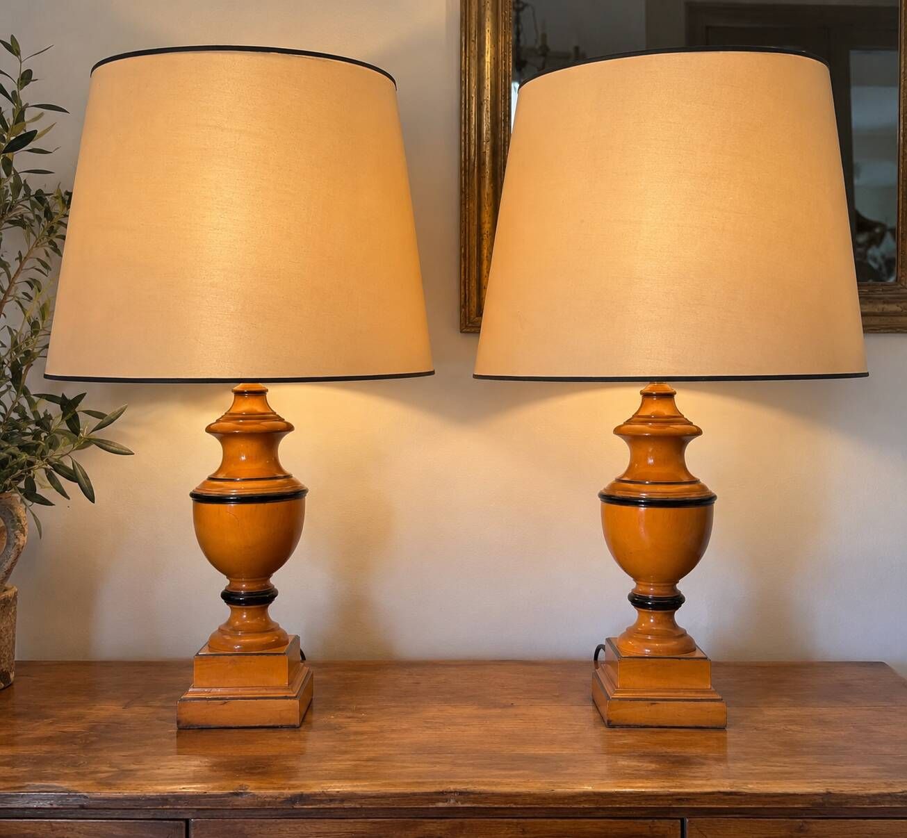 Pair of large Le Dauphin Verdennes lamps made of turned wood from the 1970s.
