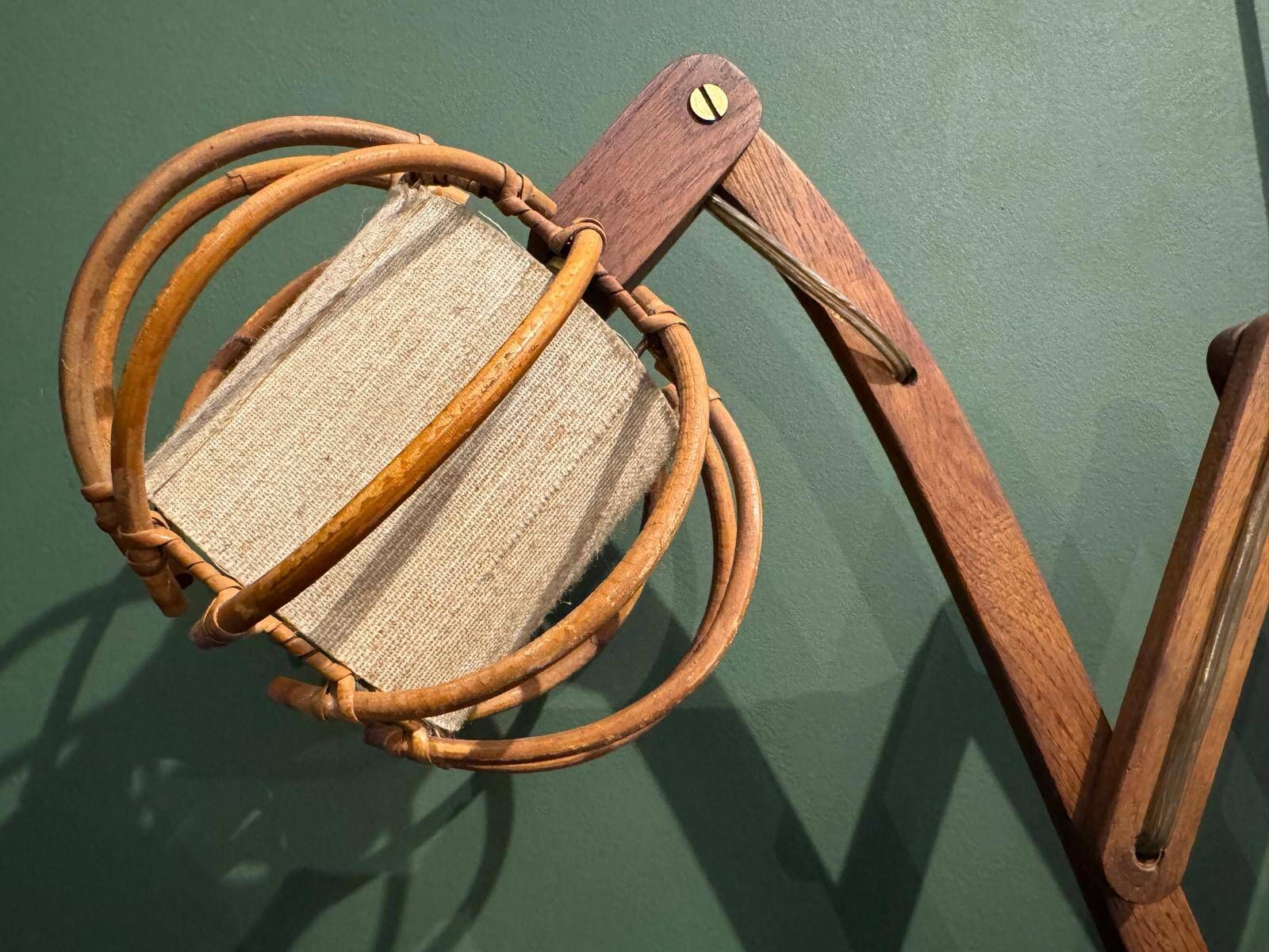 Vintage accordion wall lamp in wood, rattan and fabric