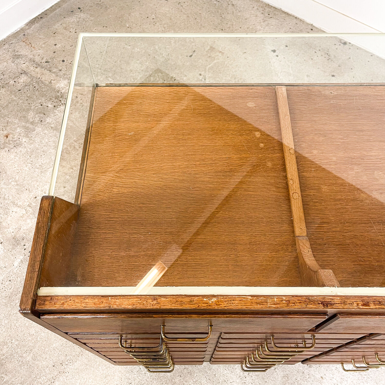 Vintage oak shop jewellery display counter with drawers