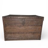 Old trunk / storage chest – rustic chic – solid wood