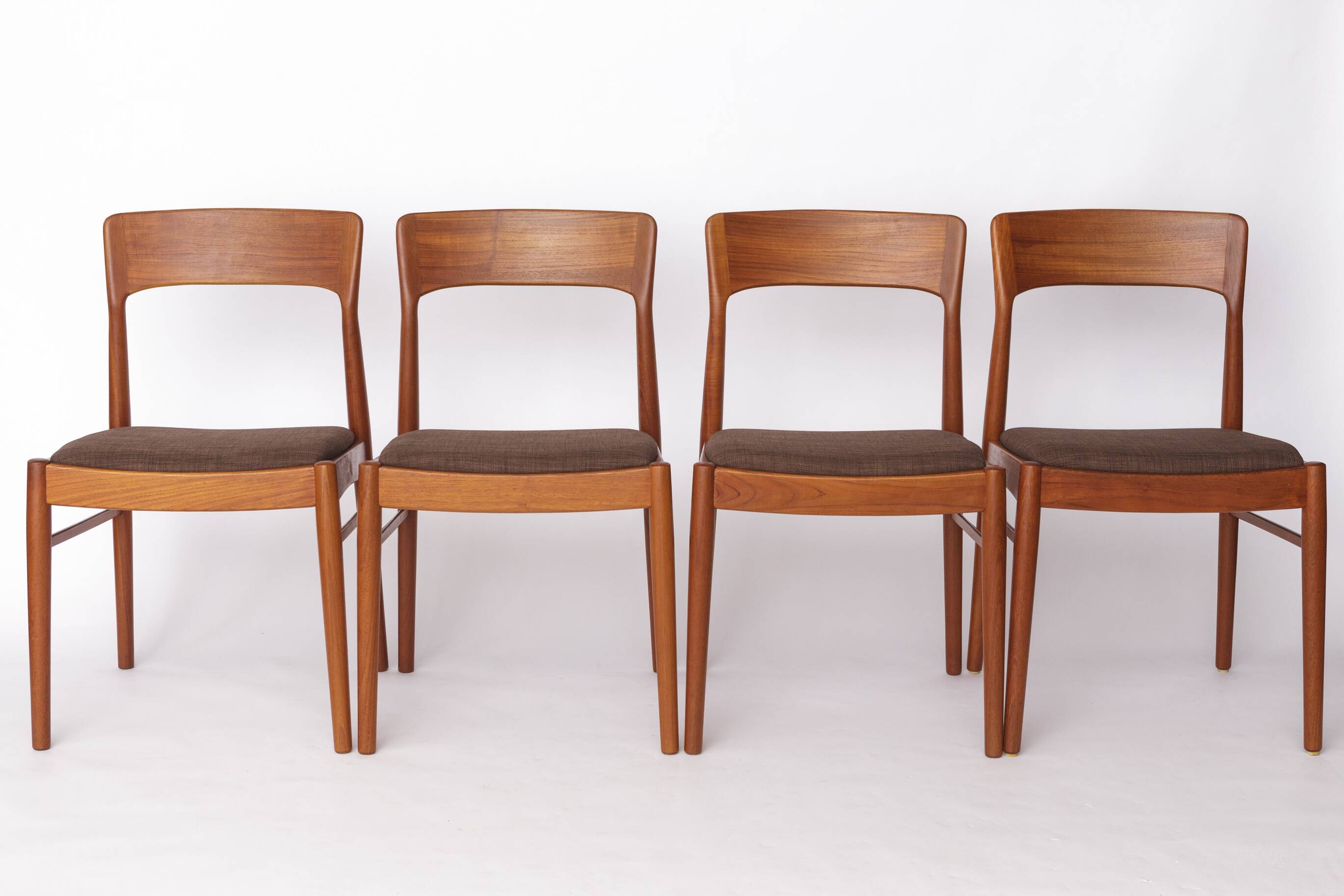 1 of 5 Henning Kjærnulf Teak Dining Chairs for KS Møbler, 1960s | Danish