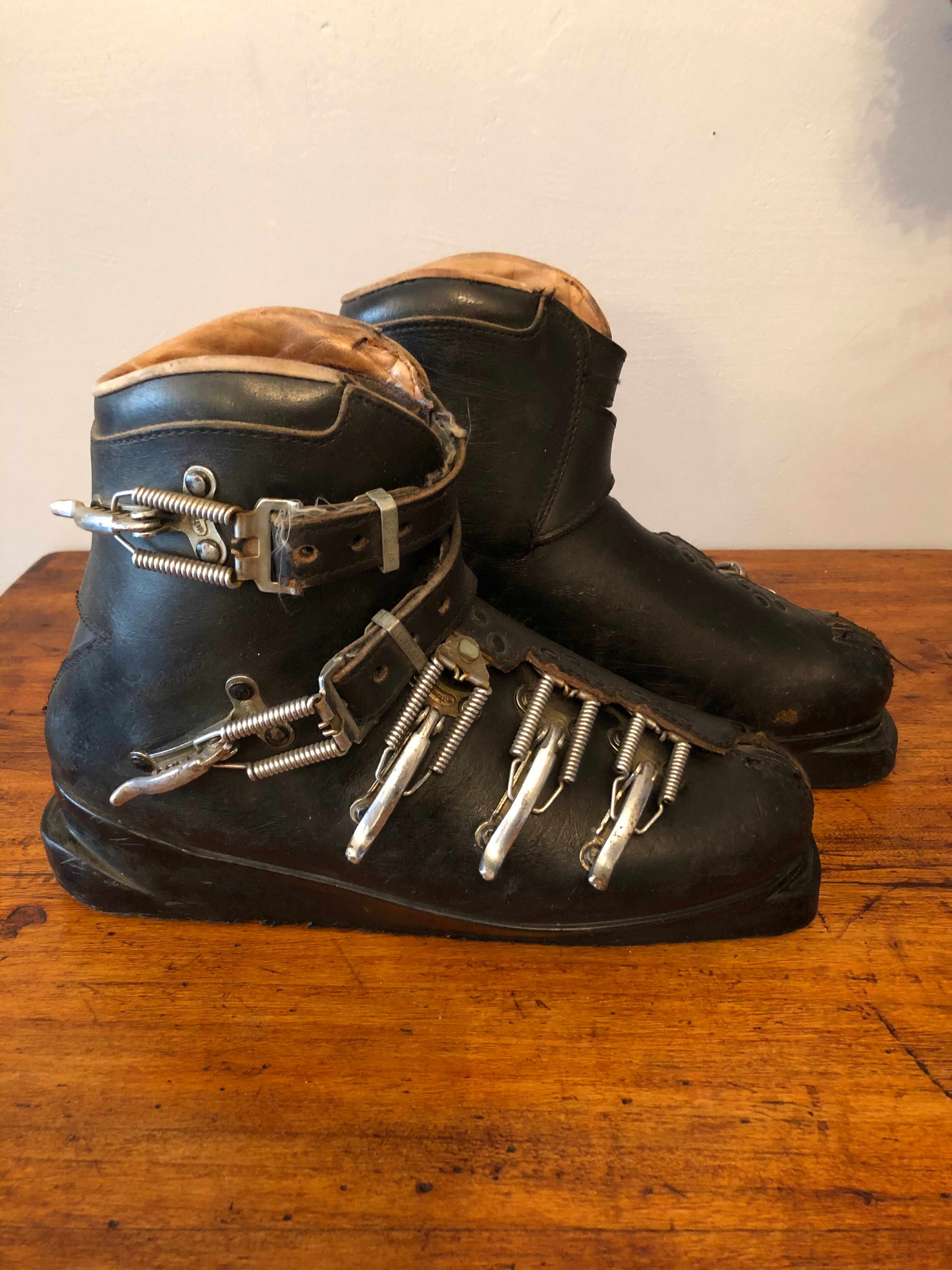 Old leather ski boots