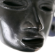 Masque Maya noir en terre cuite, années 70
