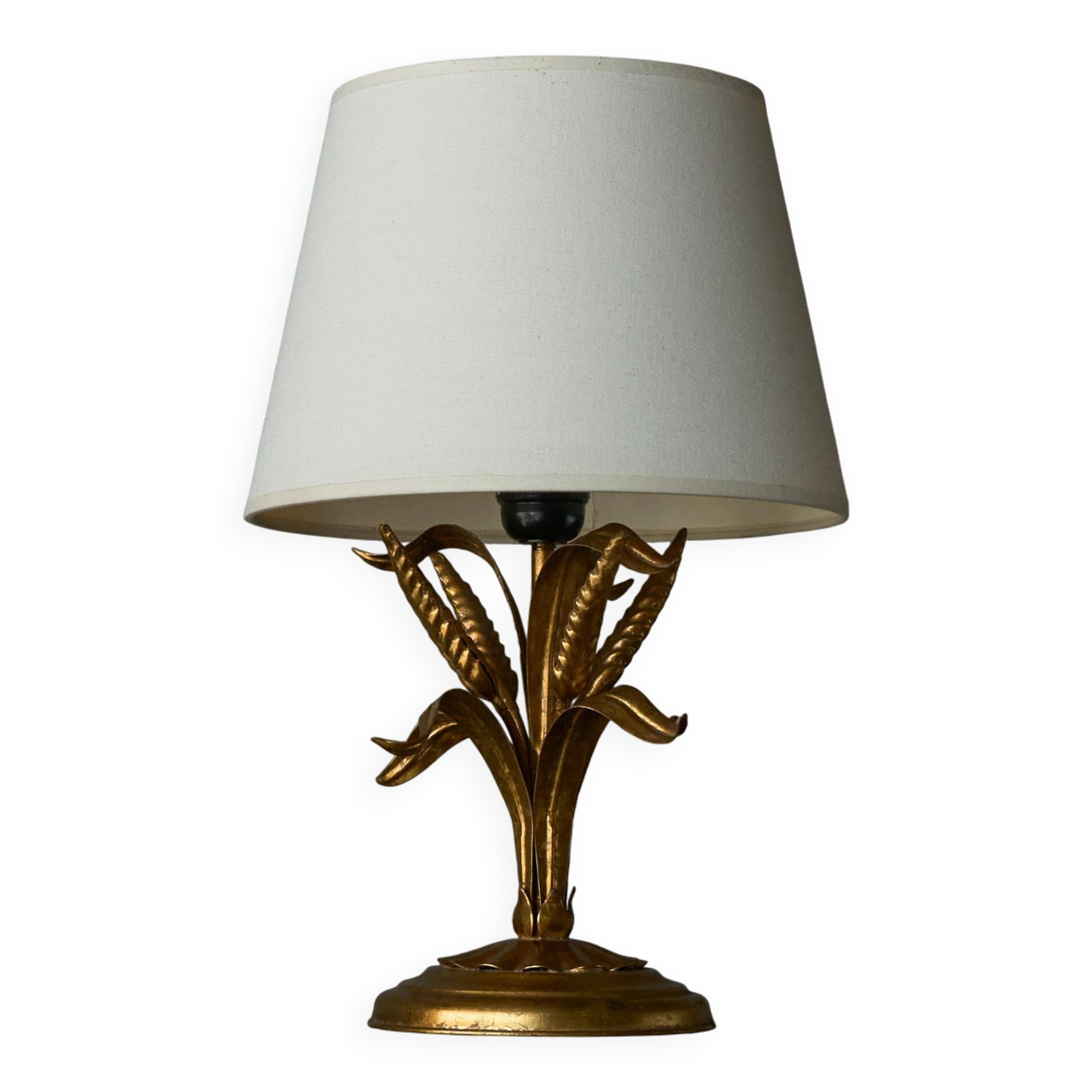 Gold metal table lamp with wheat pattern, mid-20th century.