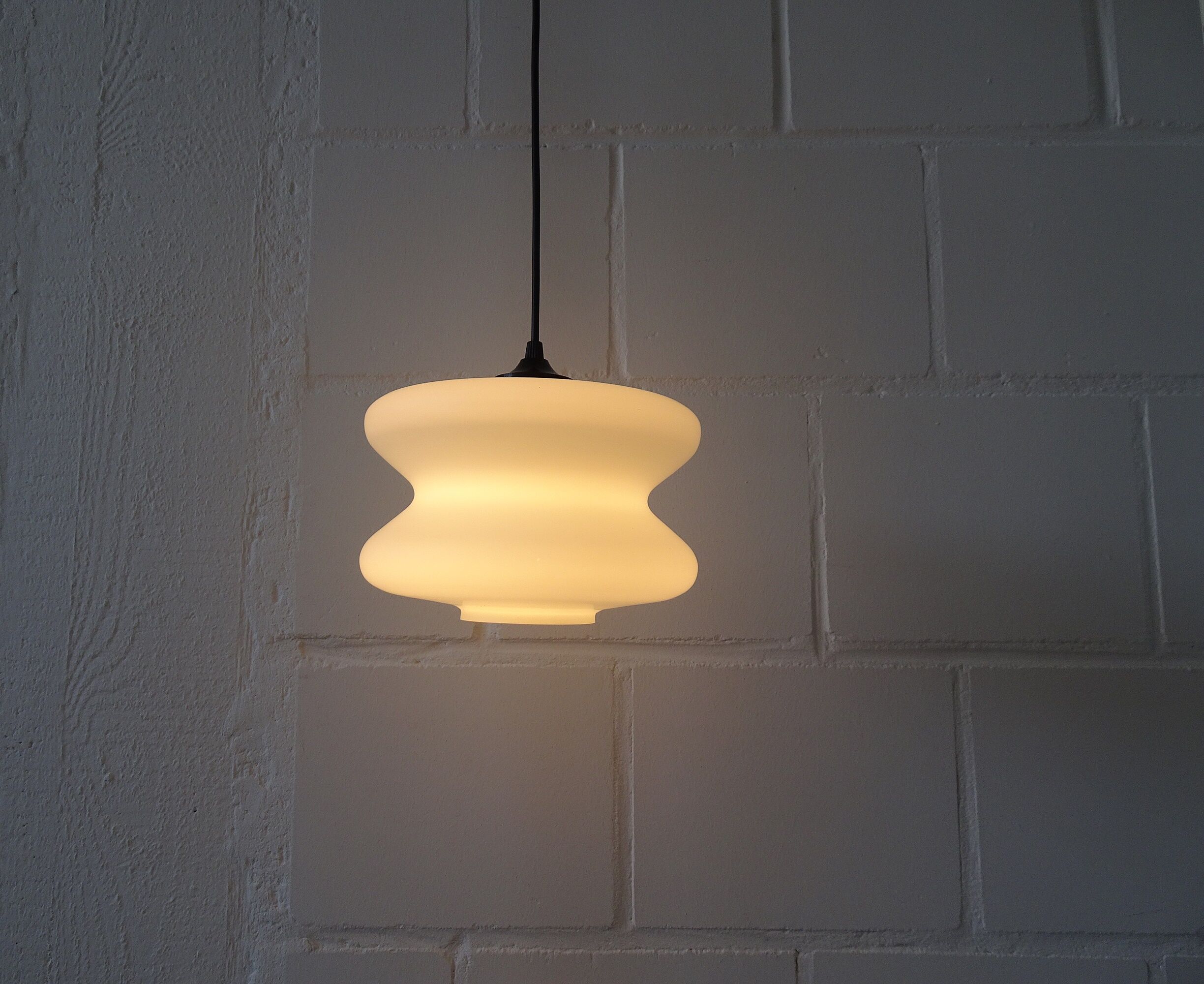 Pendant lamp made of opal glass