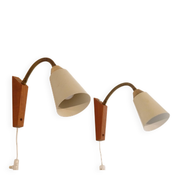 Pair of Scandinavian wall lights in teak from the 1960s.
