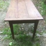Table farm old spindle feet
