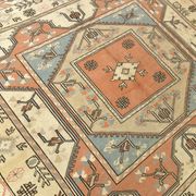 Tapis persan carré saumon et crème, 194x212 cm