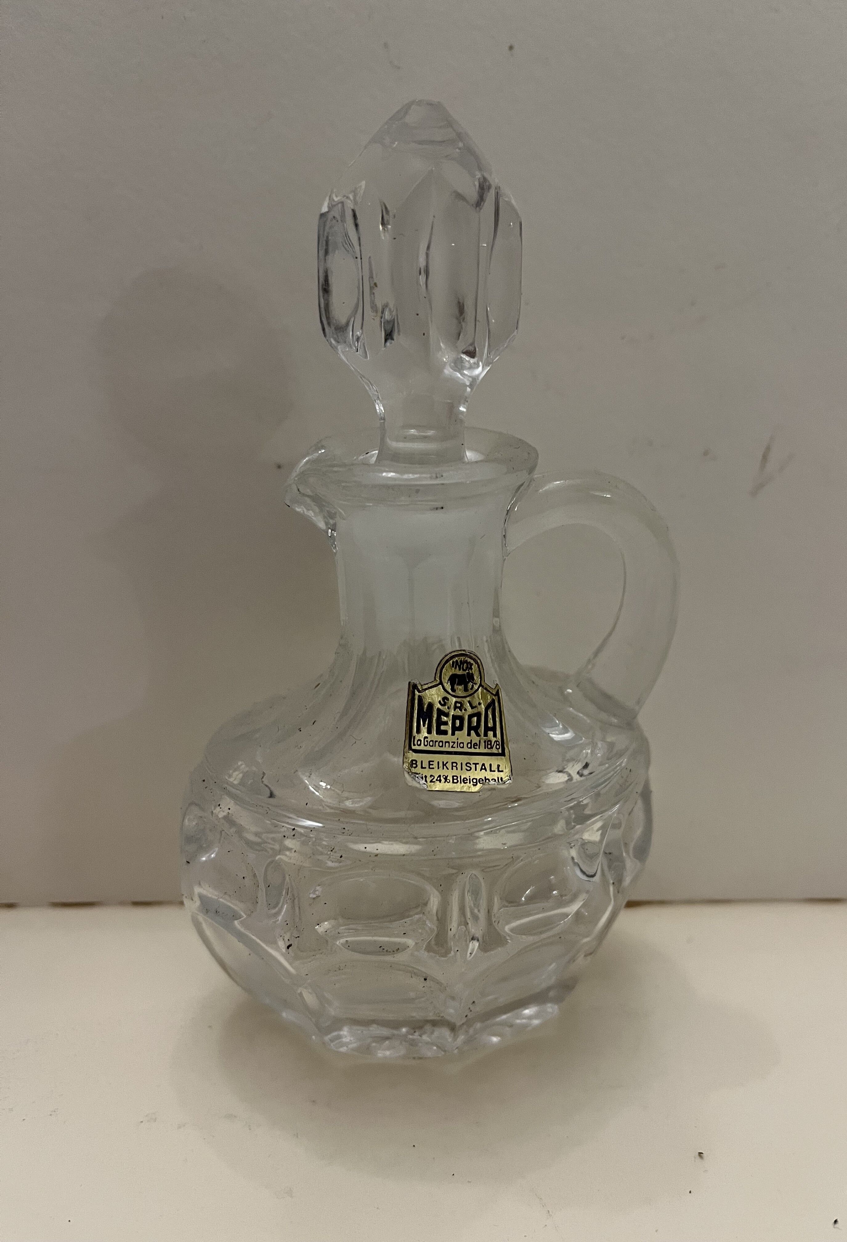 Crystal vinegar oiler