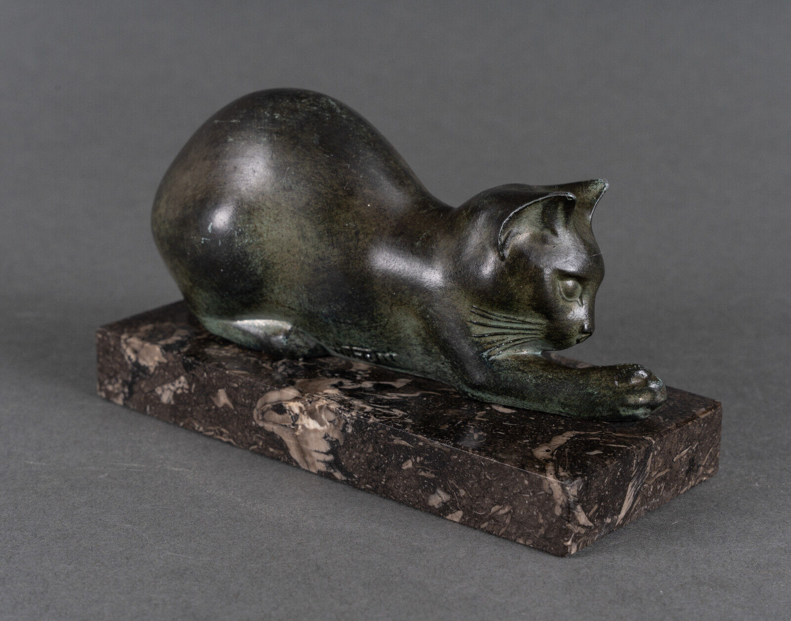 Art deco cat in regule by m. font green patina 1930 marble base