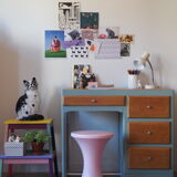 Children's desk