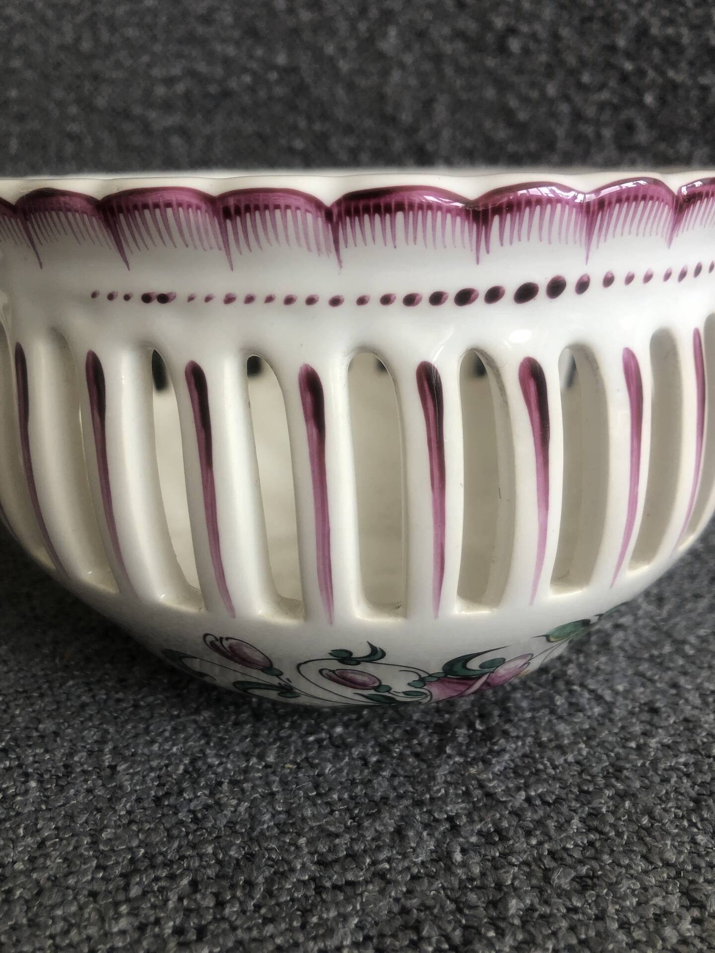 Lattice porcelain bonbonnière Chaumeil