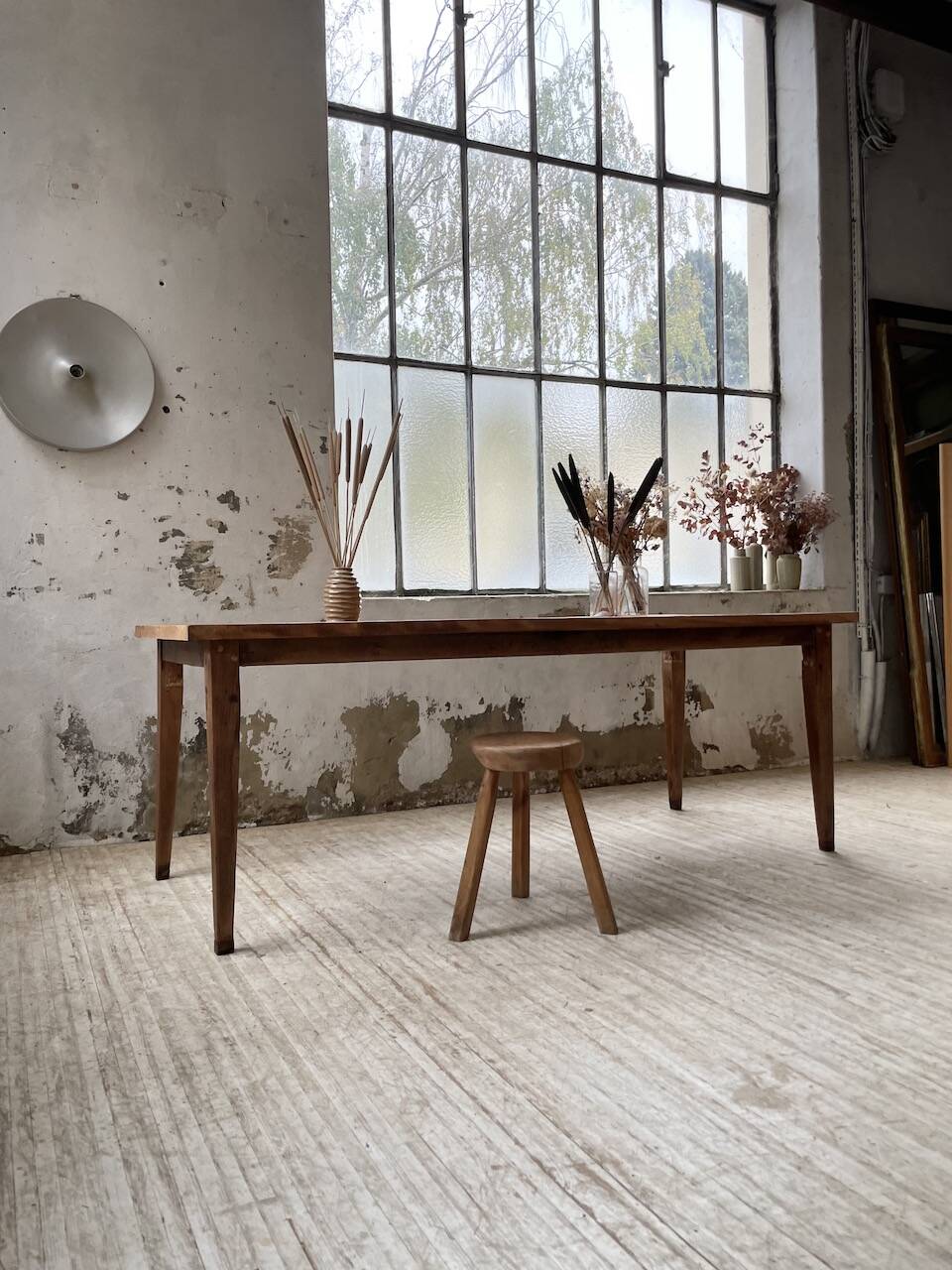 Farmhouse table with spindle legs 2m