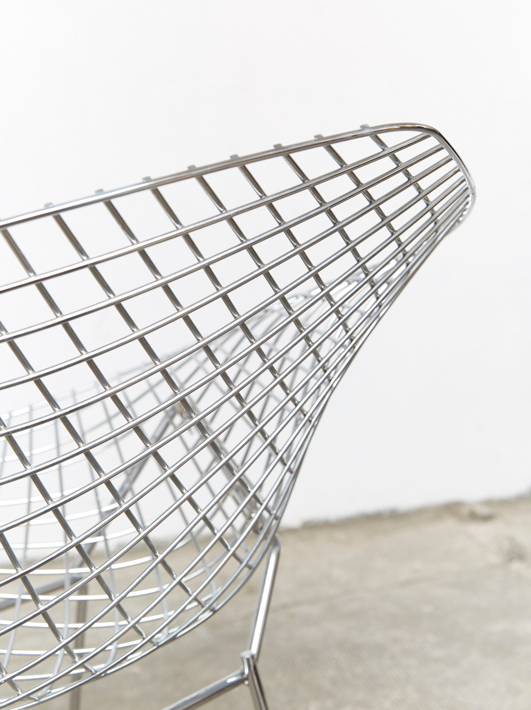 Harry Bertoia diamond chair 421 for Knoll International