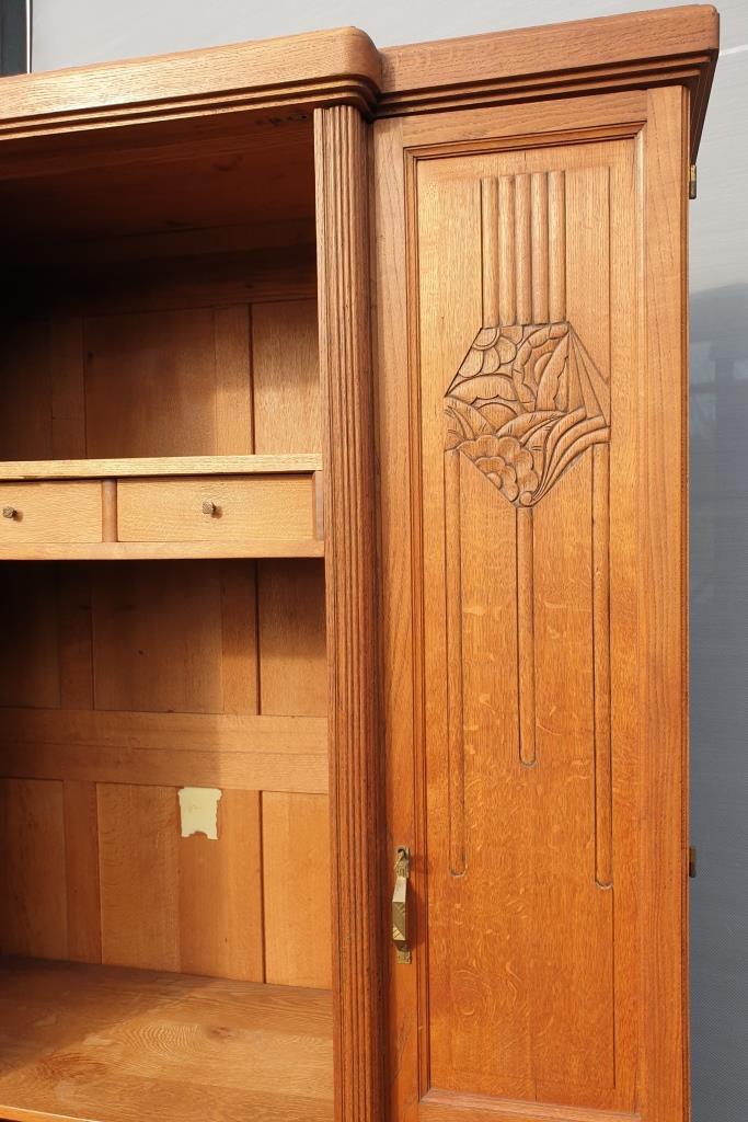 Library cabinet Art Deco columns with godrons