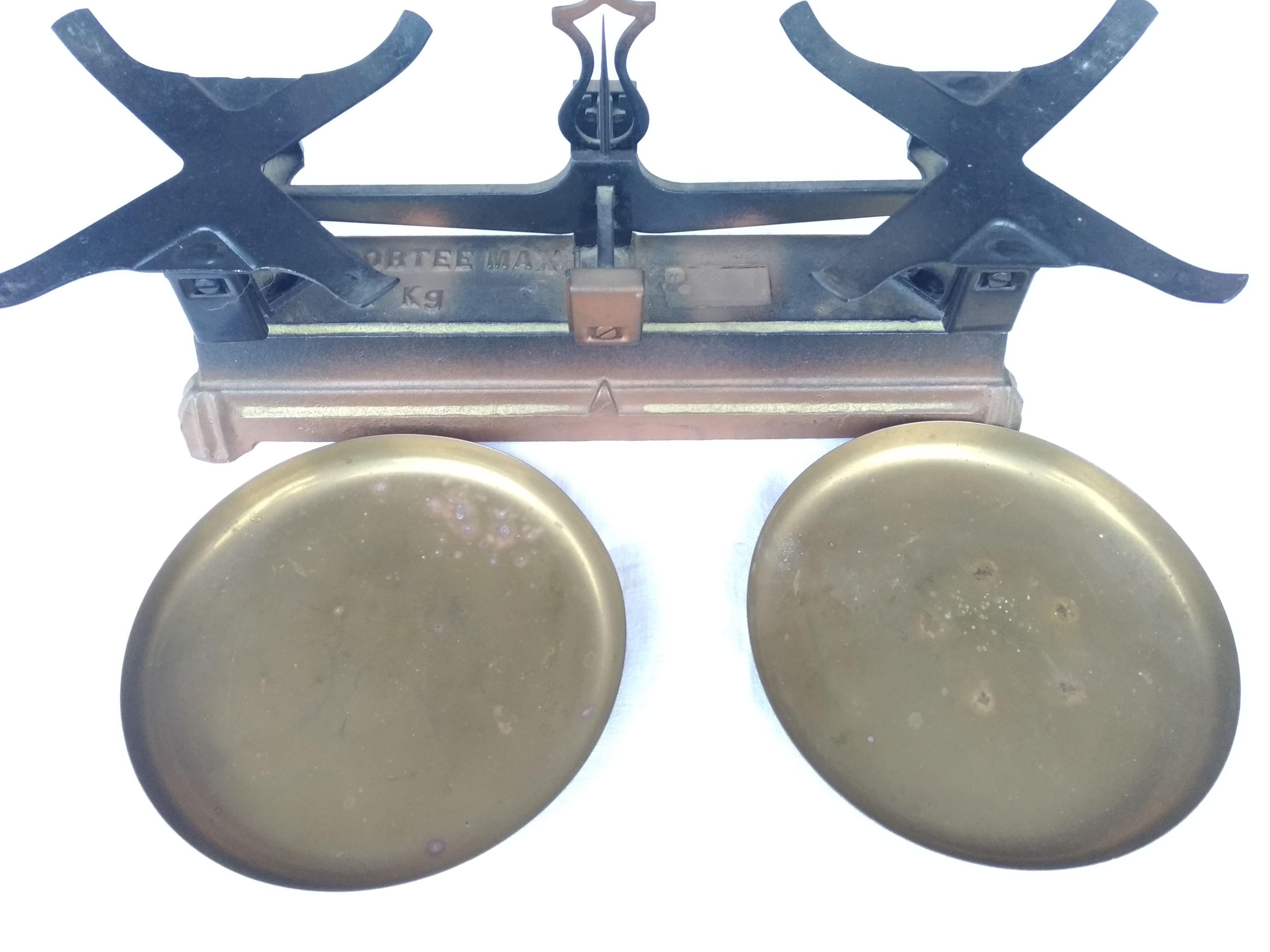 Roberval scale - 2 Kgs