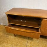 Mid-Century Retro Vintage Teak TV Unit / Media Cabinet by Sakol 1970  Compa