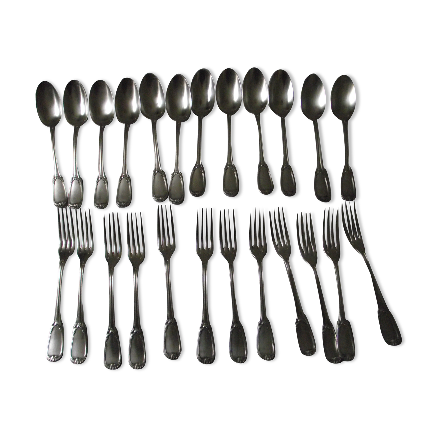 Menagère 24 pieces silver metal Louis XV style.