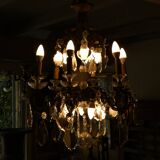 Chandelier hanging from the eighteenth century, Crystal white and amber, bronze and gilded wrought iron