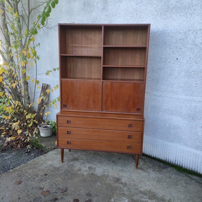 Bibliothèque scandinave, commode