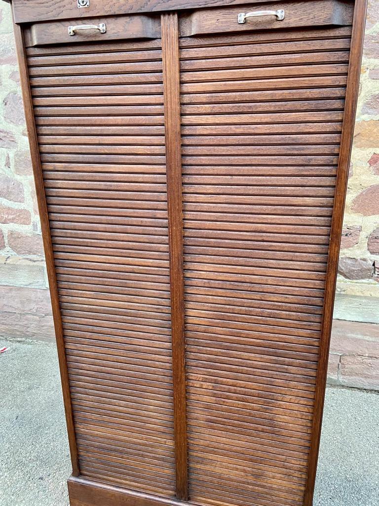 Art Deco curtain binder